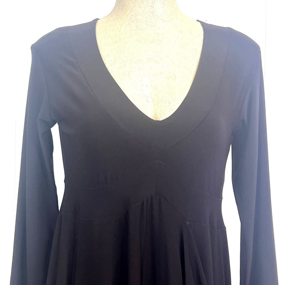 Sympli SZ 8 Mini Brown V neck Dress with Large Front Pocket - Picture 2 of 5